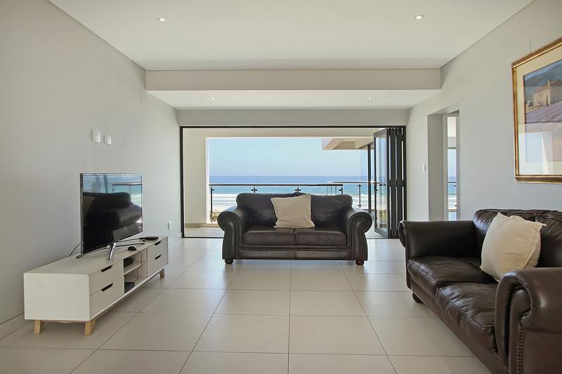 6 Bedroom Property for Sale in Golden Mile Western Cape